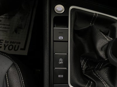 2025 Volkswagen Jetta SE Auto
