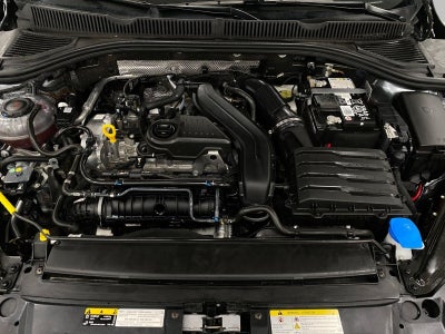 2025 Volkswagen Jetta SE Auto