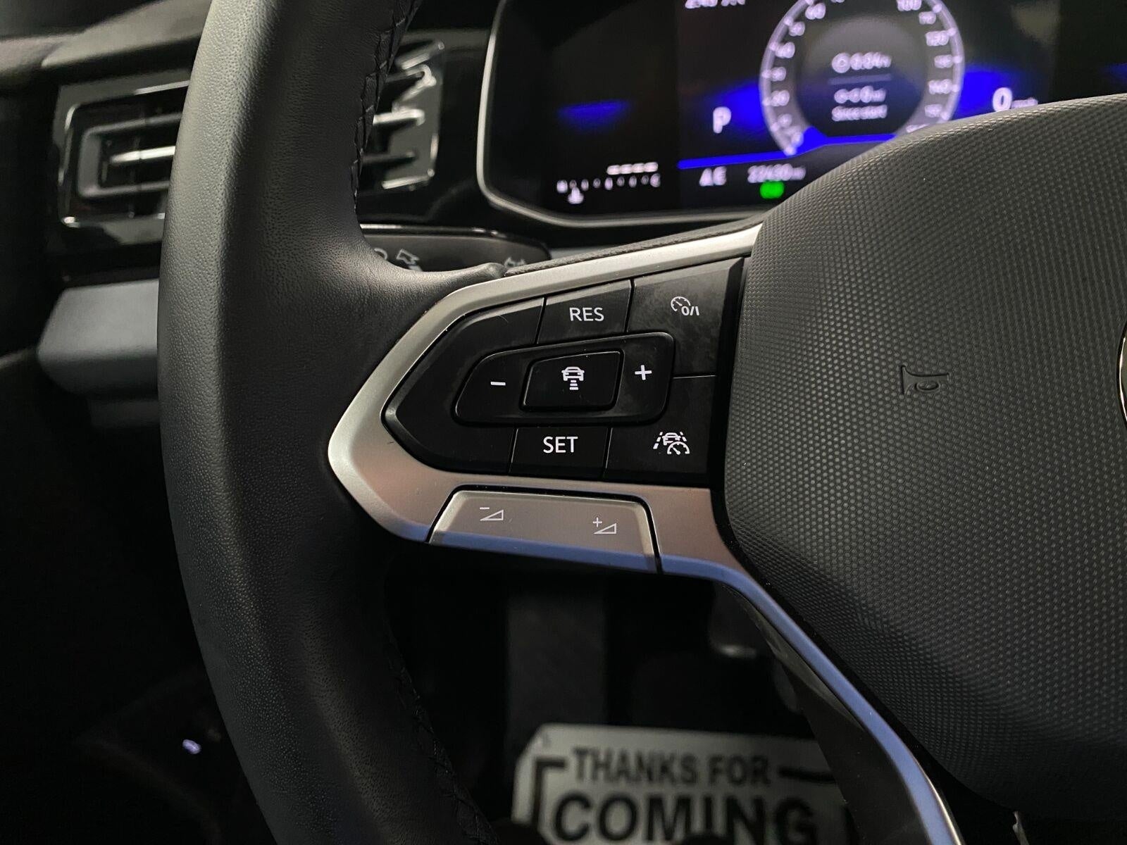 2025 Volkswagen Jetta SE Auto