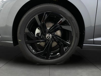 2025 Volkswagen Jetta SE Auto