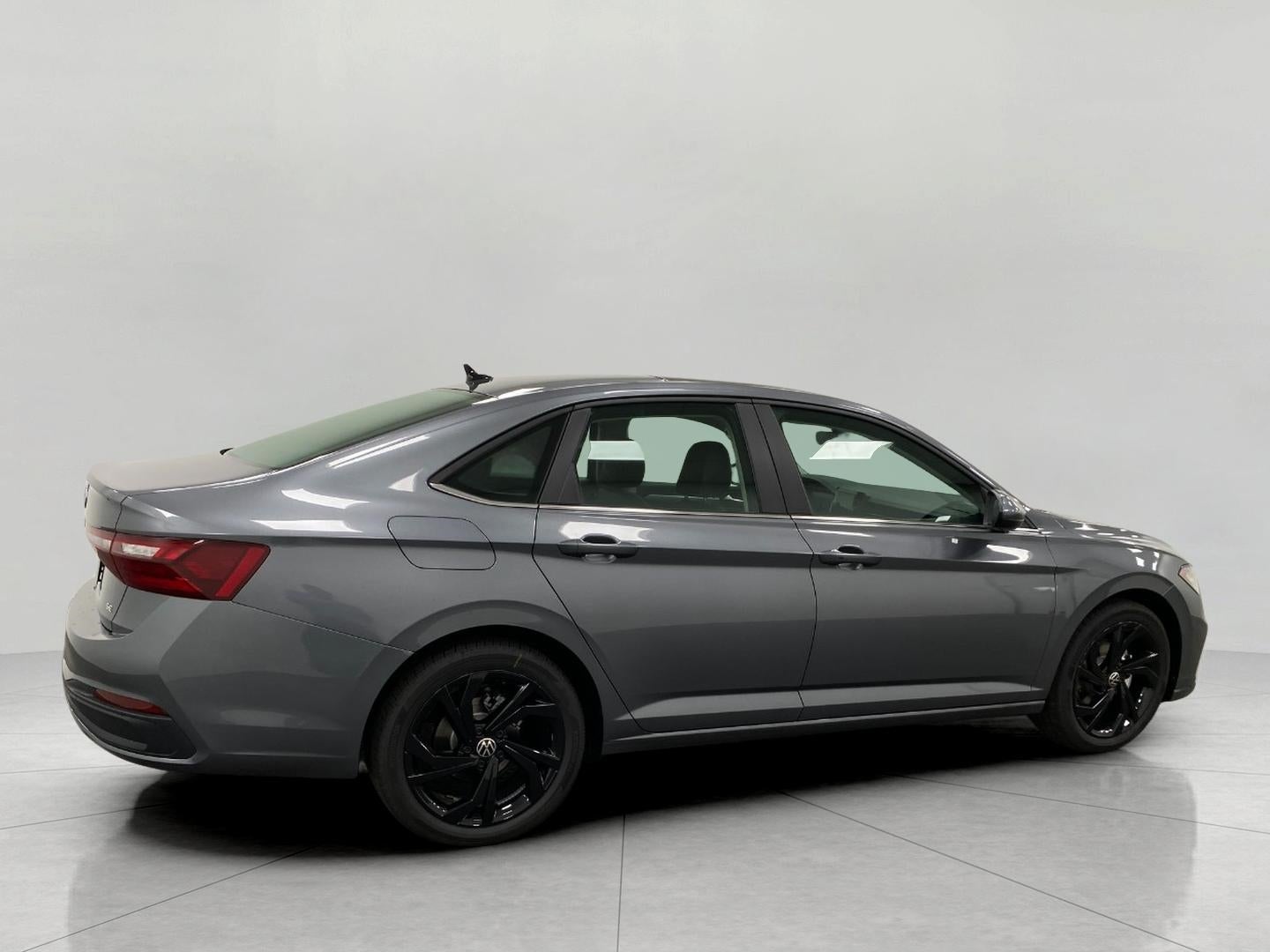 2025 Volkswagen Jetta SE Auto