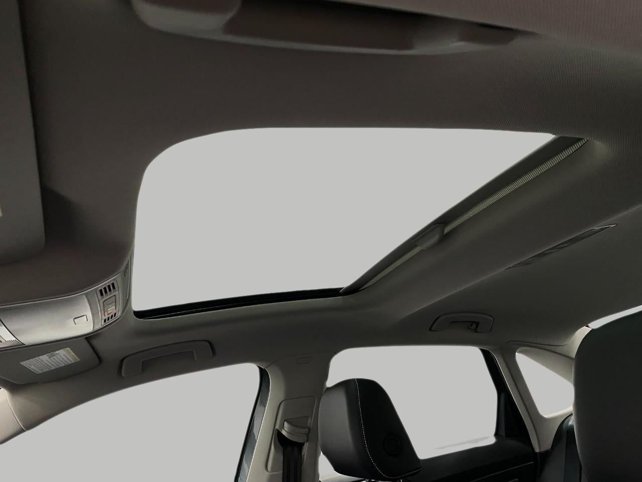 2025 Volkswagen Jetta SE Auto