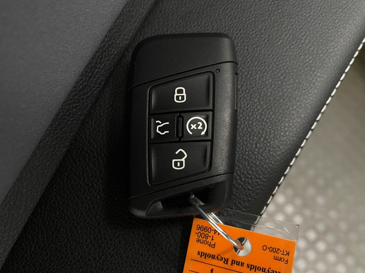 2025 Volkswagen Jetta SE Auto