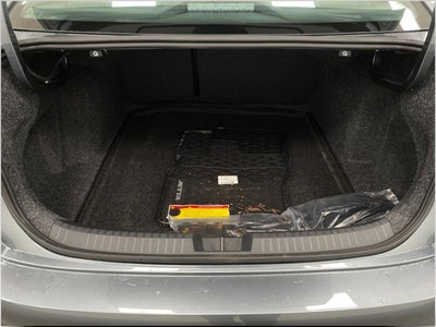 2025 Volkswagen Jetta SE Auto