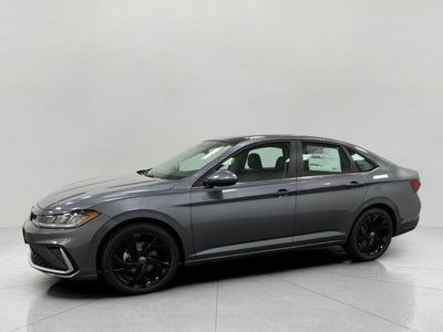 2025 Volkswagen Jetta SE Auto