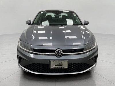 2025 Volkswagen Jetta SE Auto