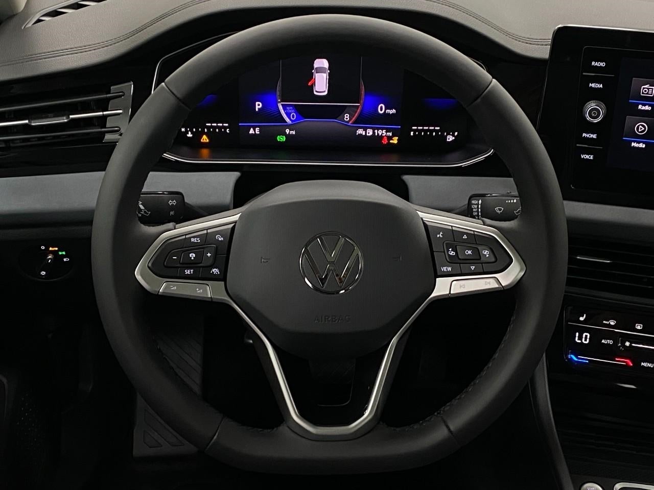 2025 Volkswagen Jetta SE Auto
