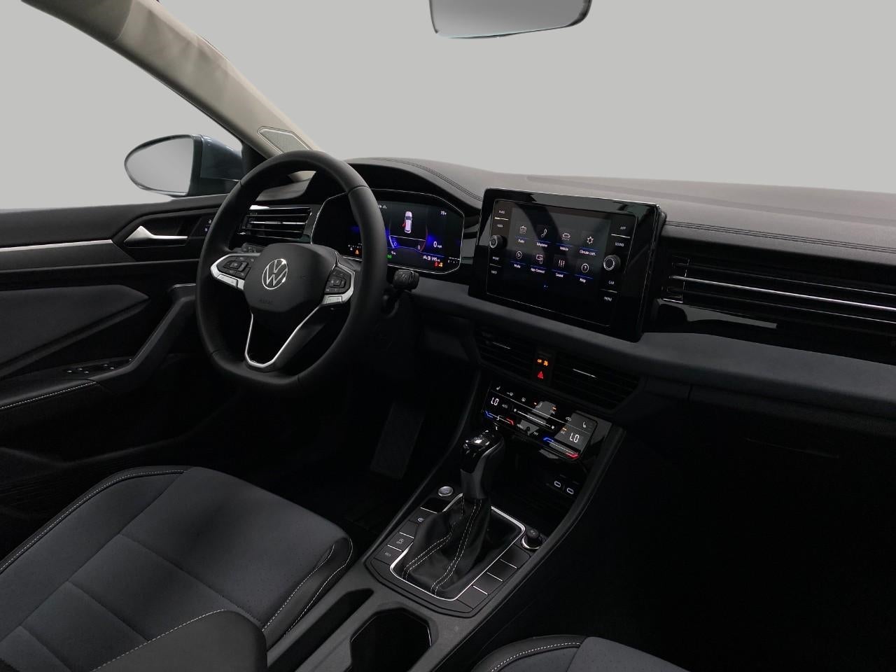 2025 Volkswagen Jetta SE Auto