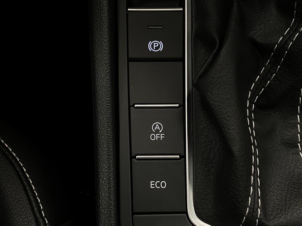 2025 Volkswagen Jetta SE Auto