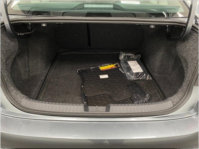 2025 Volkswagen Jetta SE Auto