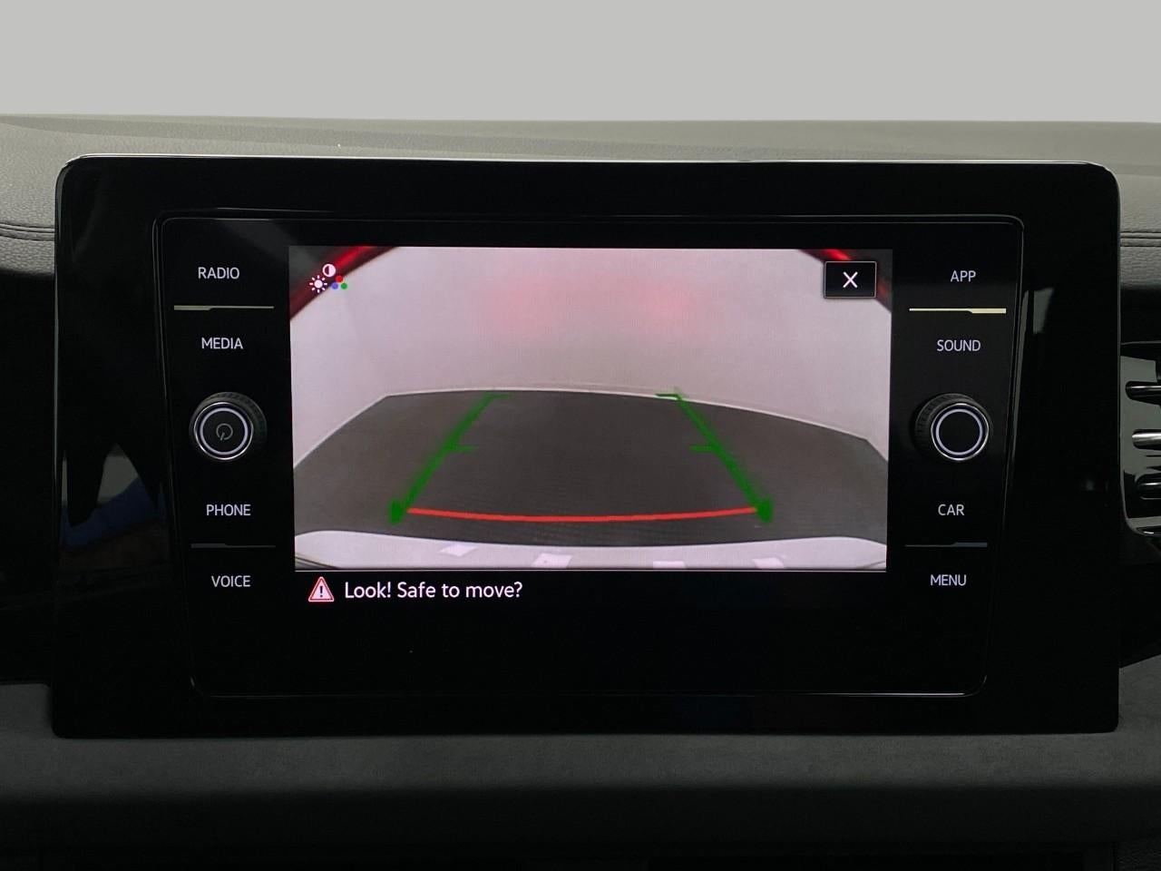 2025 Volkswagen Jetta SE Auto