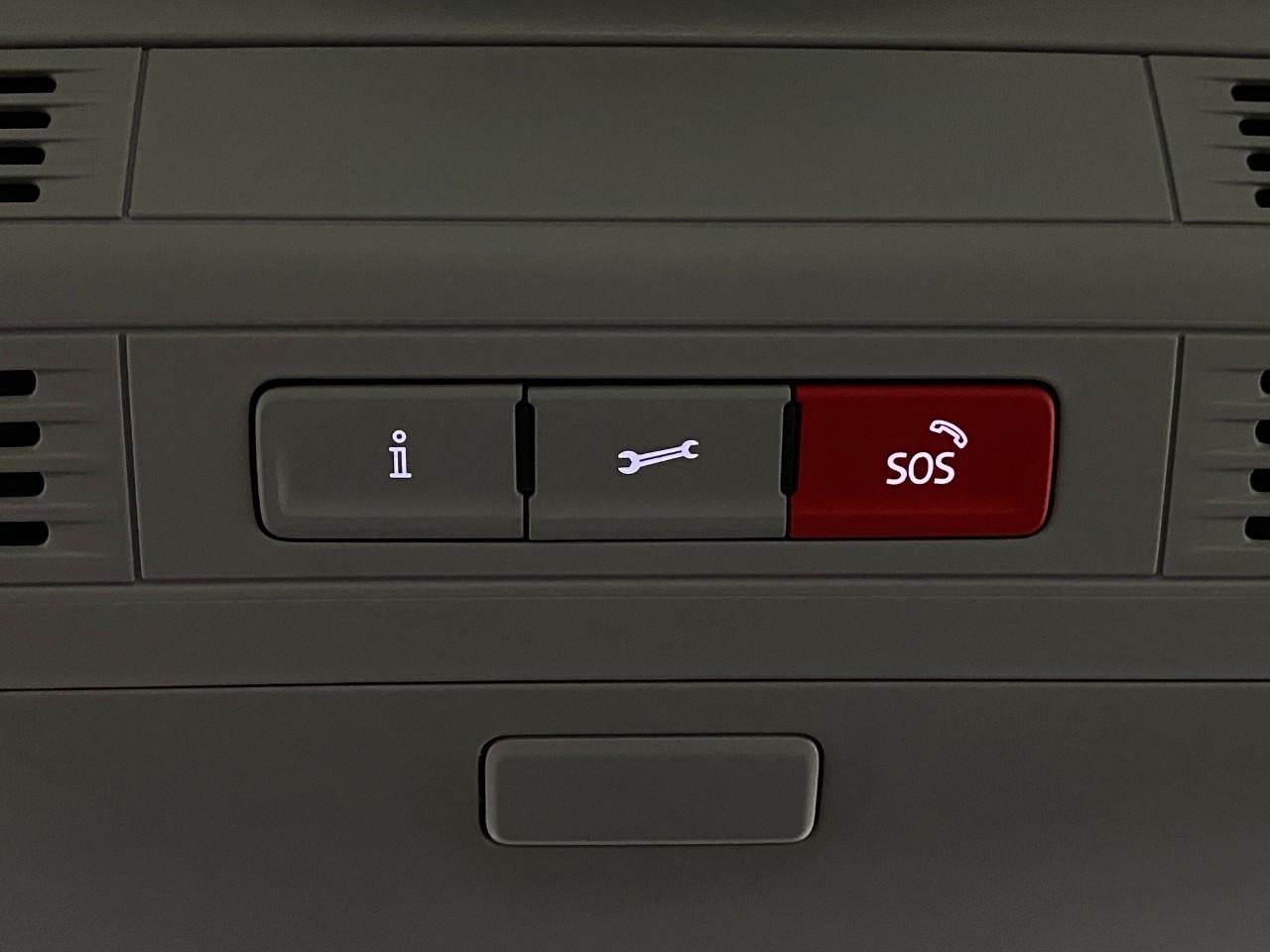 2025 Volkswagen Jetta SE Auto