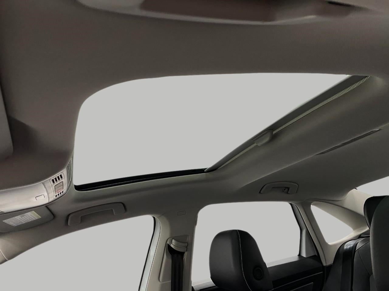 2025 Volkswagen Jetta SE Auto