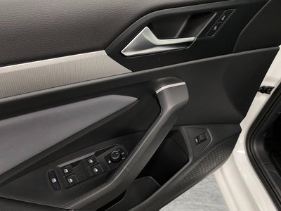 2025 Volkswagen Jetta SE Auto