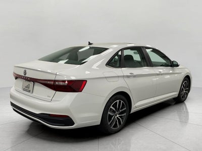 2025 Volkswagen Jetta SE Auto