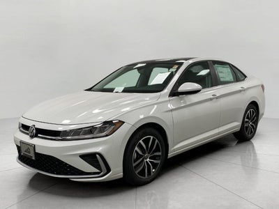 2025 Volkswagen Jetta SE Auto