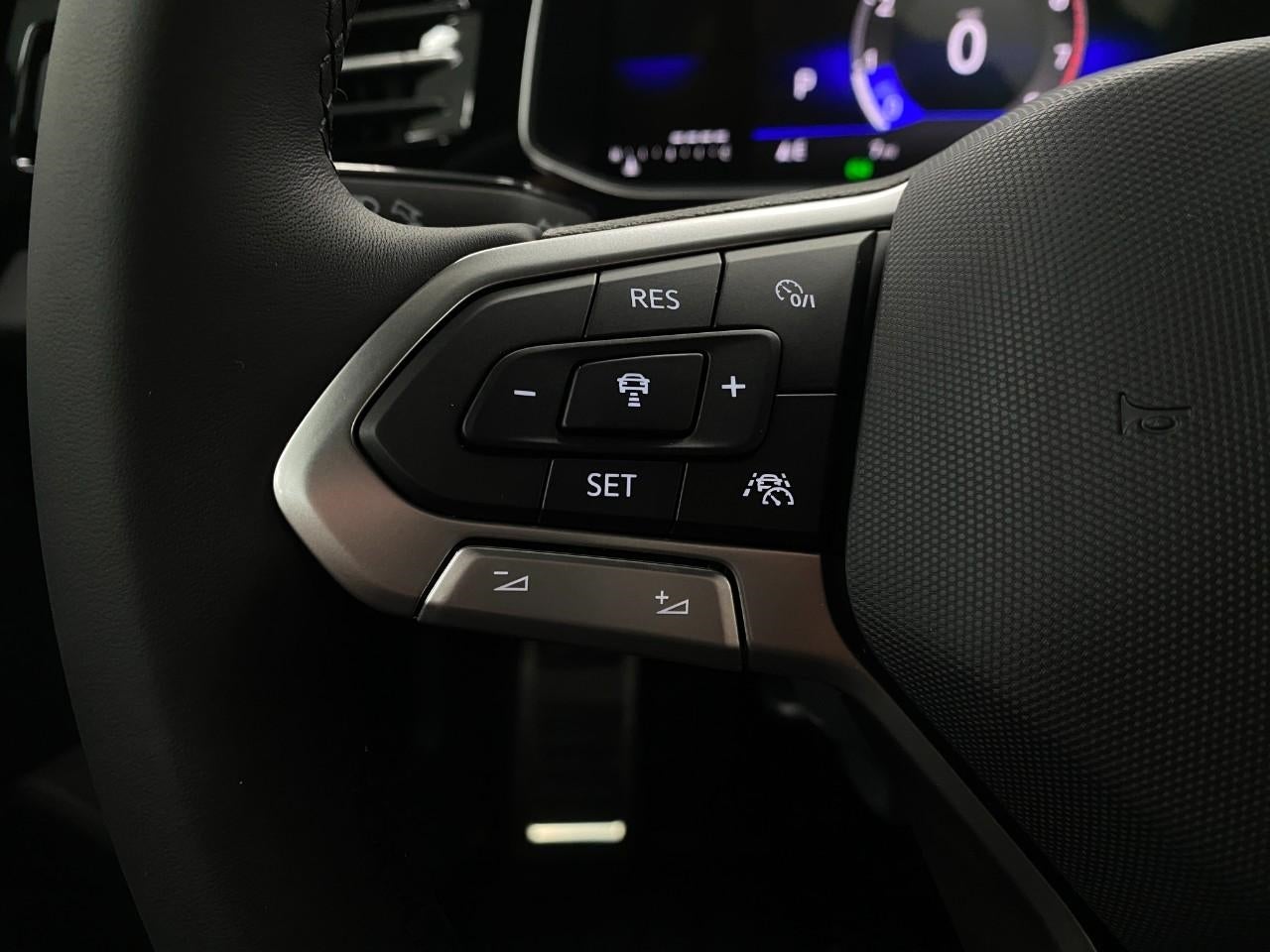 2025 Volkswagen Jetta Sport Auto