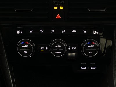 2023 Volkswagen Jetta SE Auto