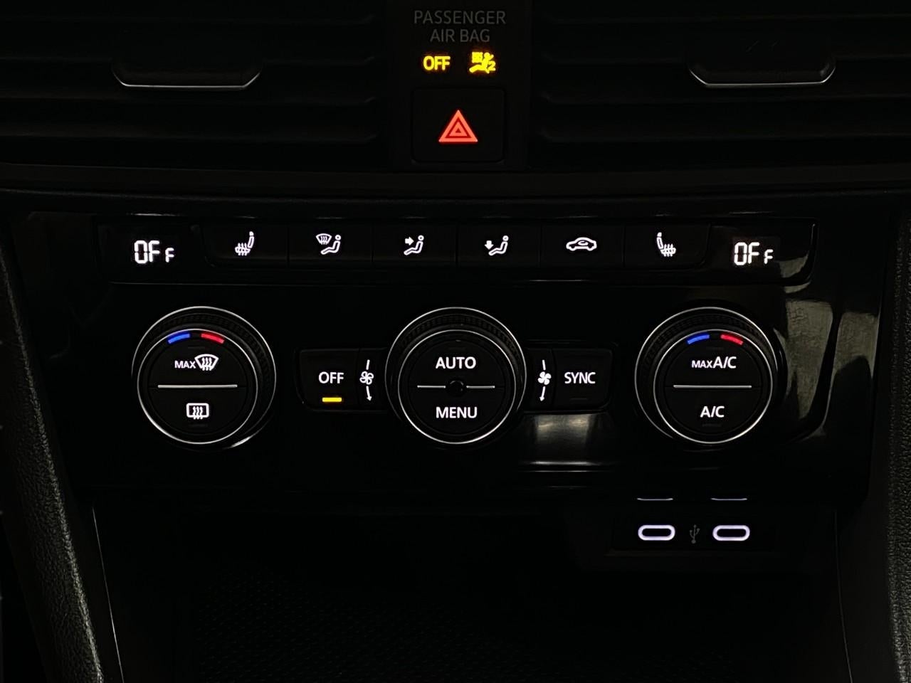 2023 Volkswagen Jetta SE Auto