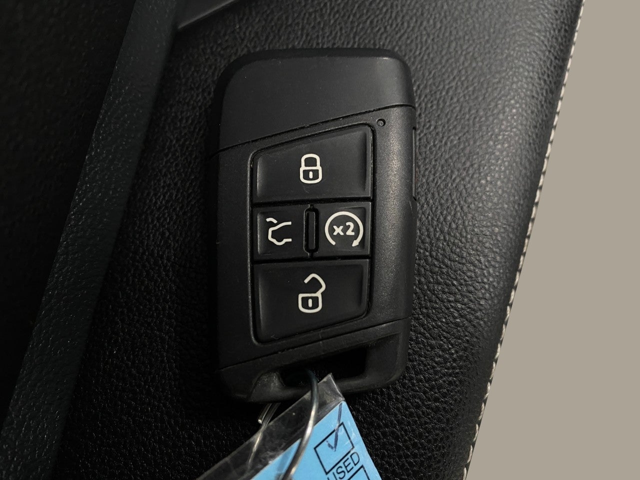 2023 Volkswagen Jetta SE Auto