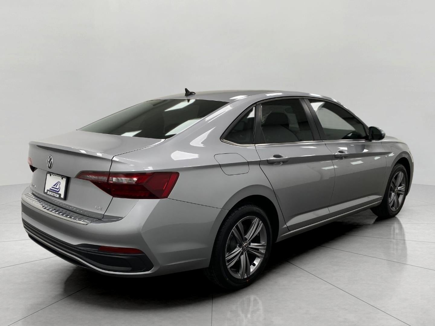 2023 Volkswagen Jetta SE Auto