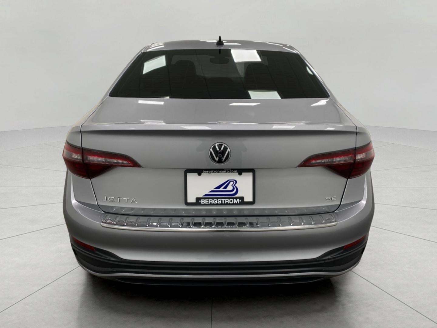 2023 Volkswagen Jetta SE Auto