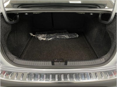 2023 Volkswagen Jetta SE Auto