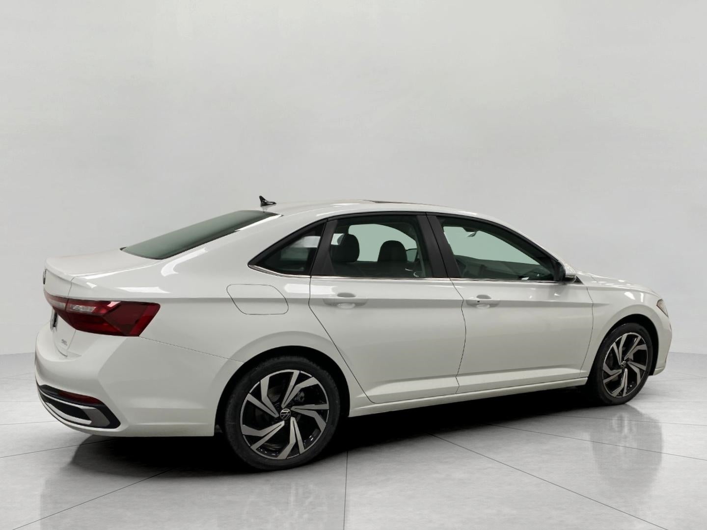 2026 Volkswagen Jetta SEL Auto