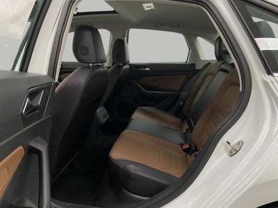 2026 Volkswagen Jetta SEL Auto