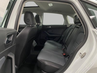 2026 Volkswagen Jetta SEL Auto