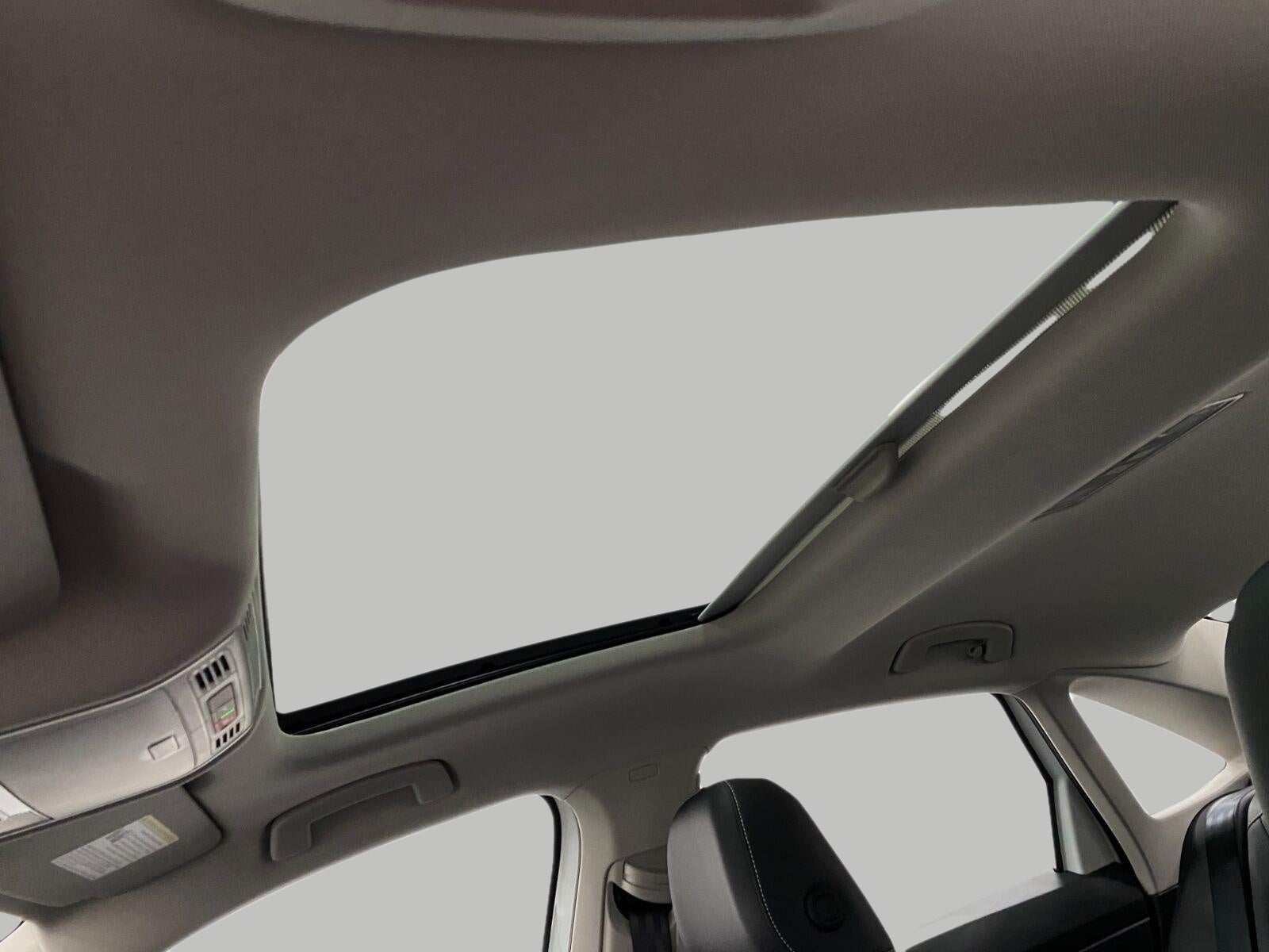 2026 Volkswagen Jetta SEL Auto