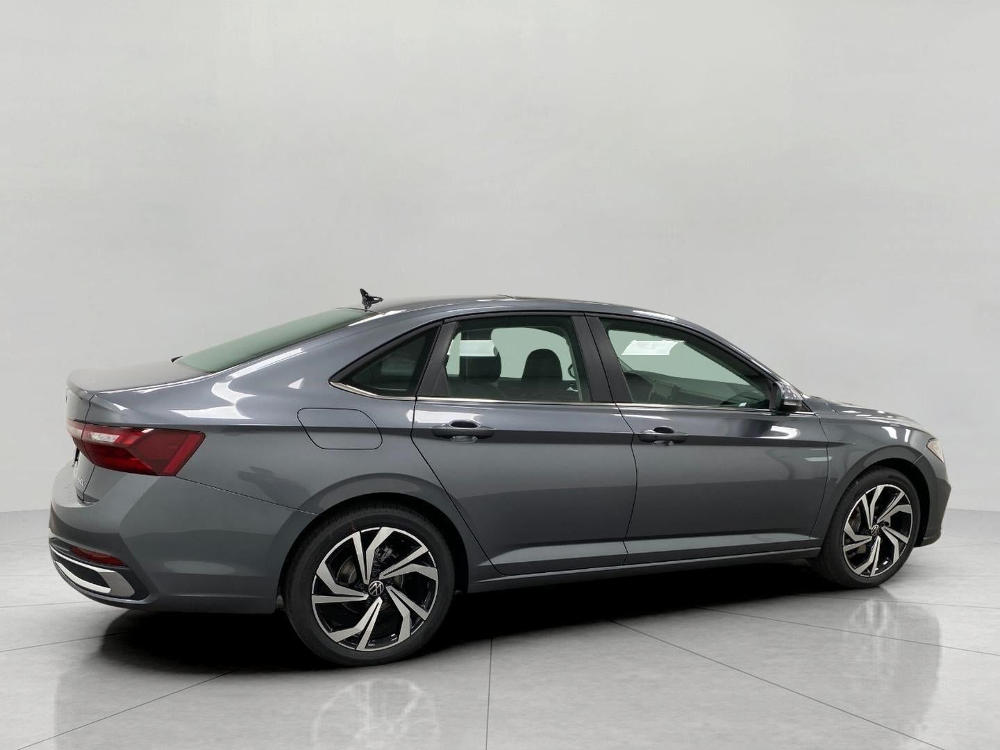 2026 Volkswagen Jetta SEL Auto
