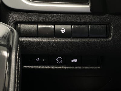2025 Nissan Rogue AWD SV