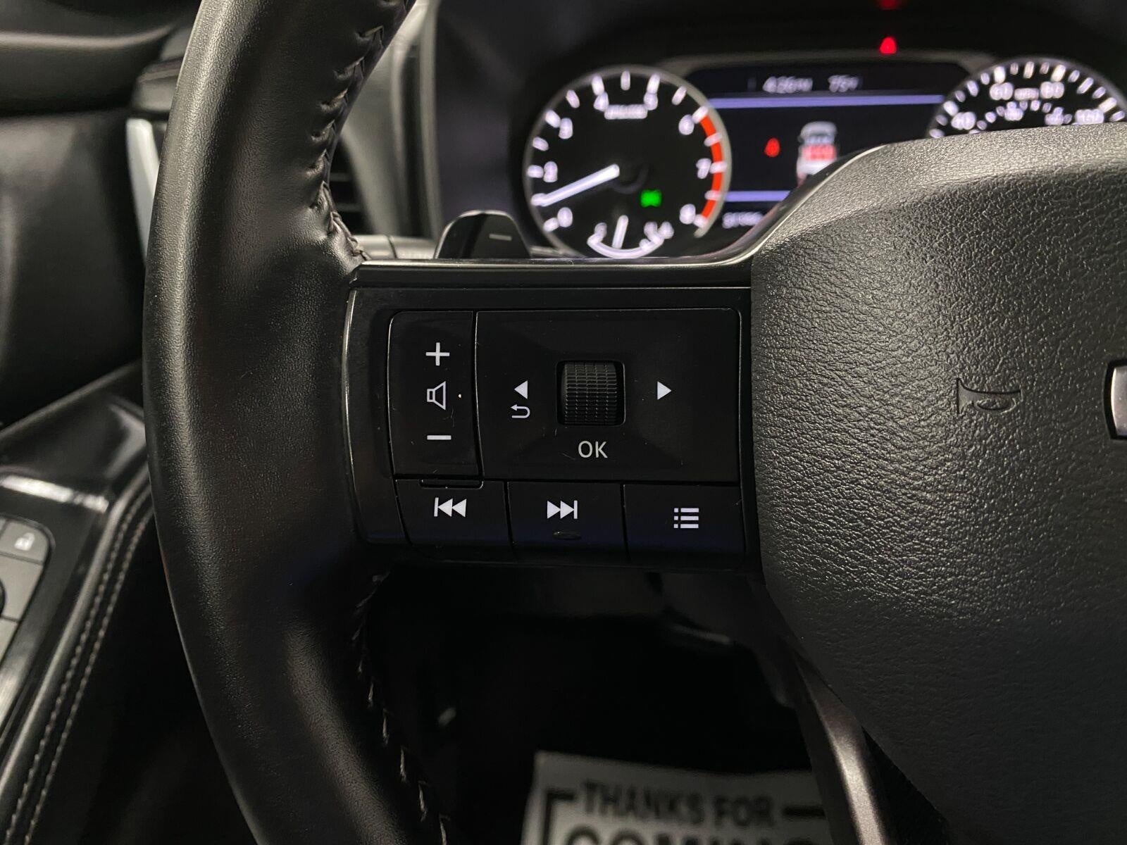 2025 Nissan Rogue AWD SV