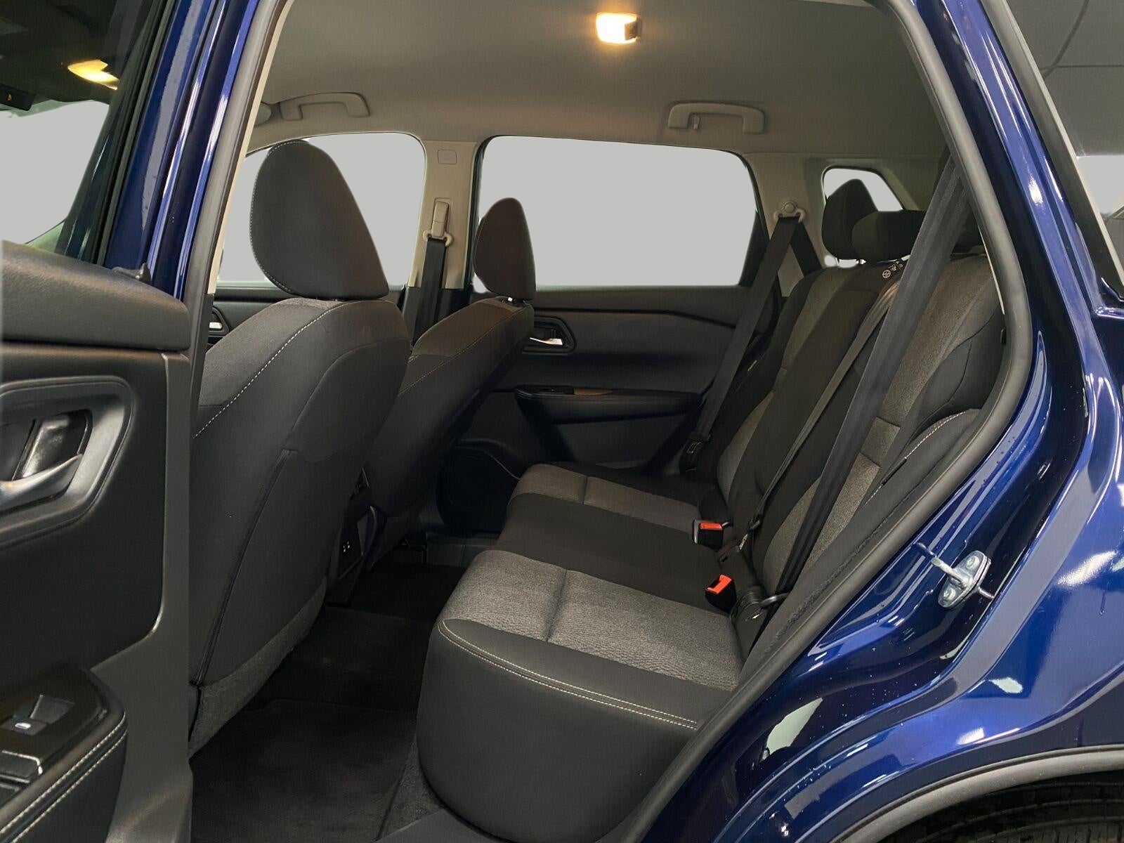 2025 Nissan Rogue AWD SV