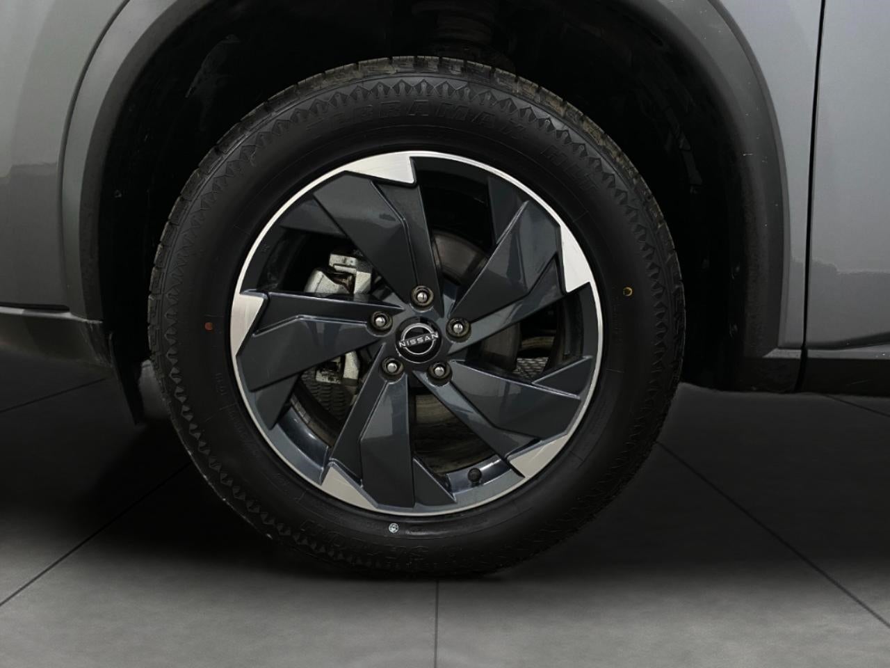 2025 Nissan Rogue AWD SV