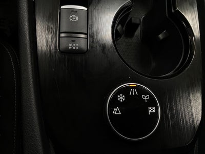 2025 Nissan Rogue AWD SV