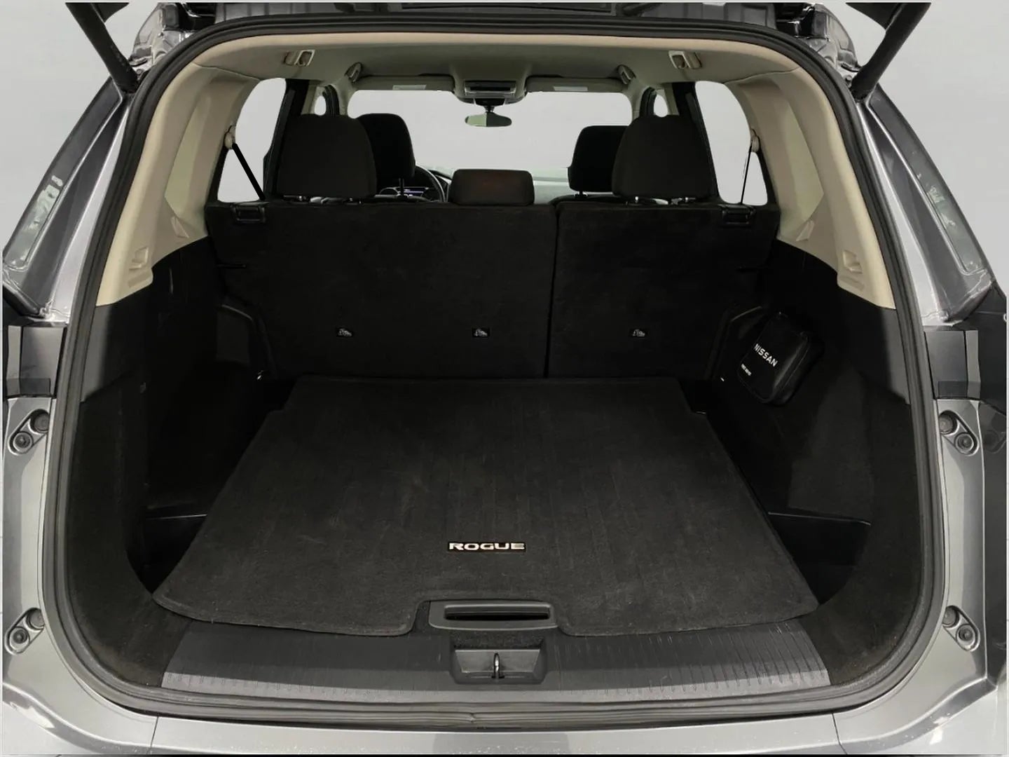 2025 Nissan Rogue AWD SV