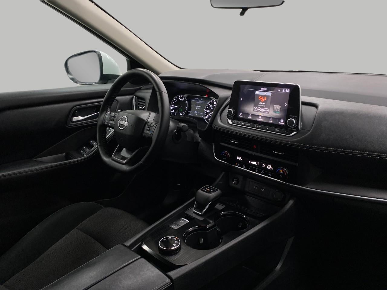 2025 Nissan Rogue AWD SV