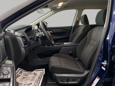 2025 Nissan Rogue AWD SV