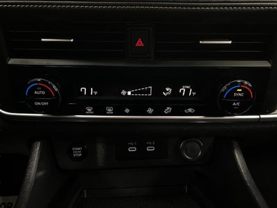 2025 Nissan Rogue AWD SV