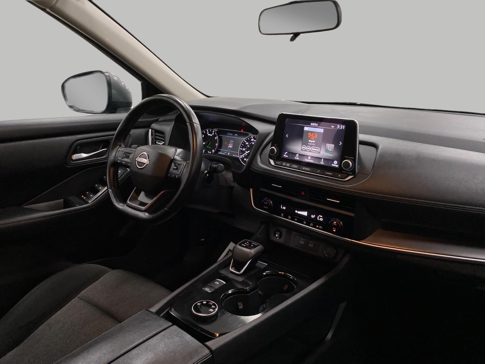 2025 Nissan Rogue AWD SV
