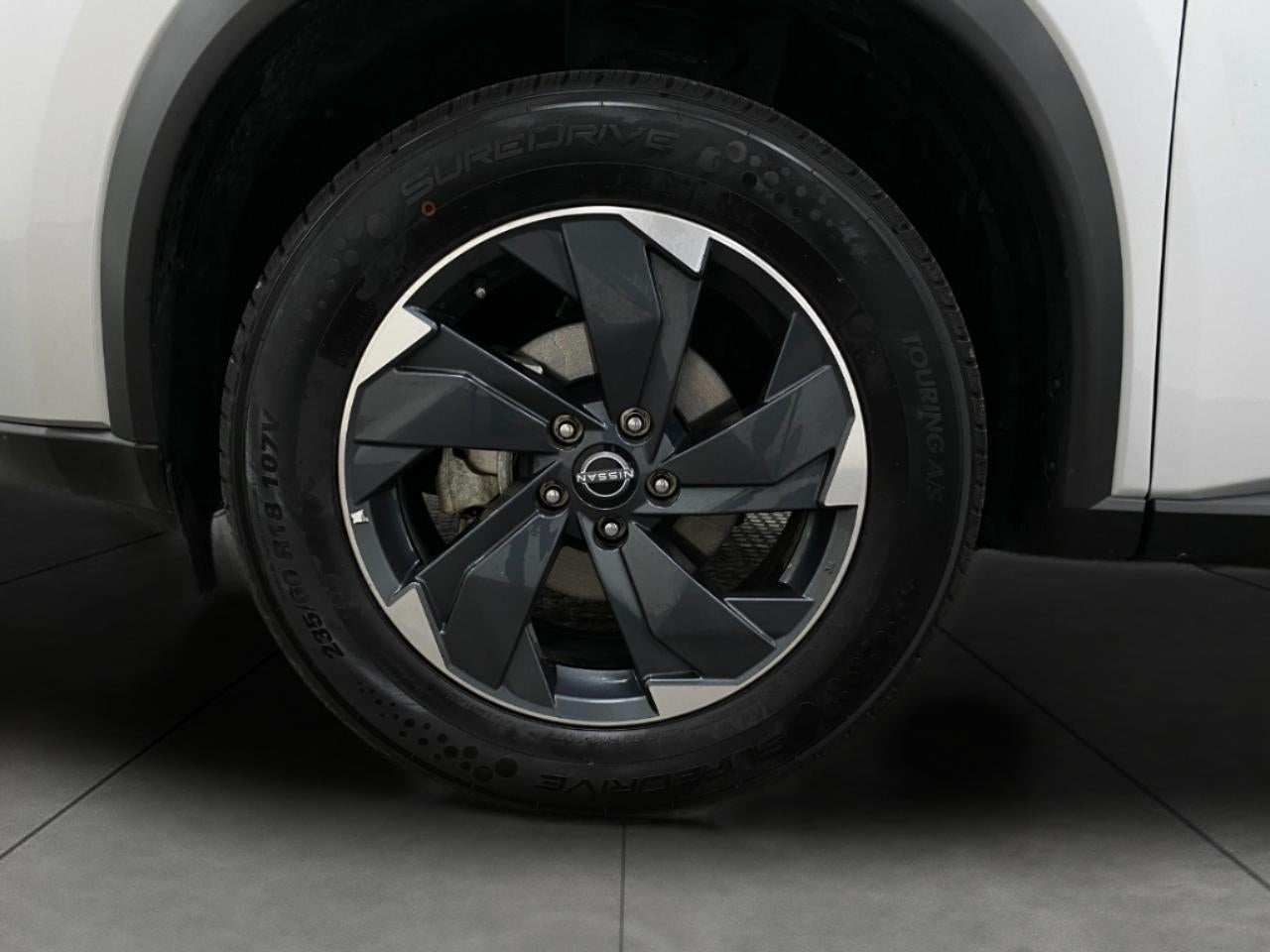 2025 Nissan Rogue AWD SV