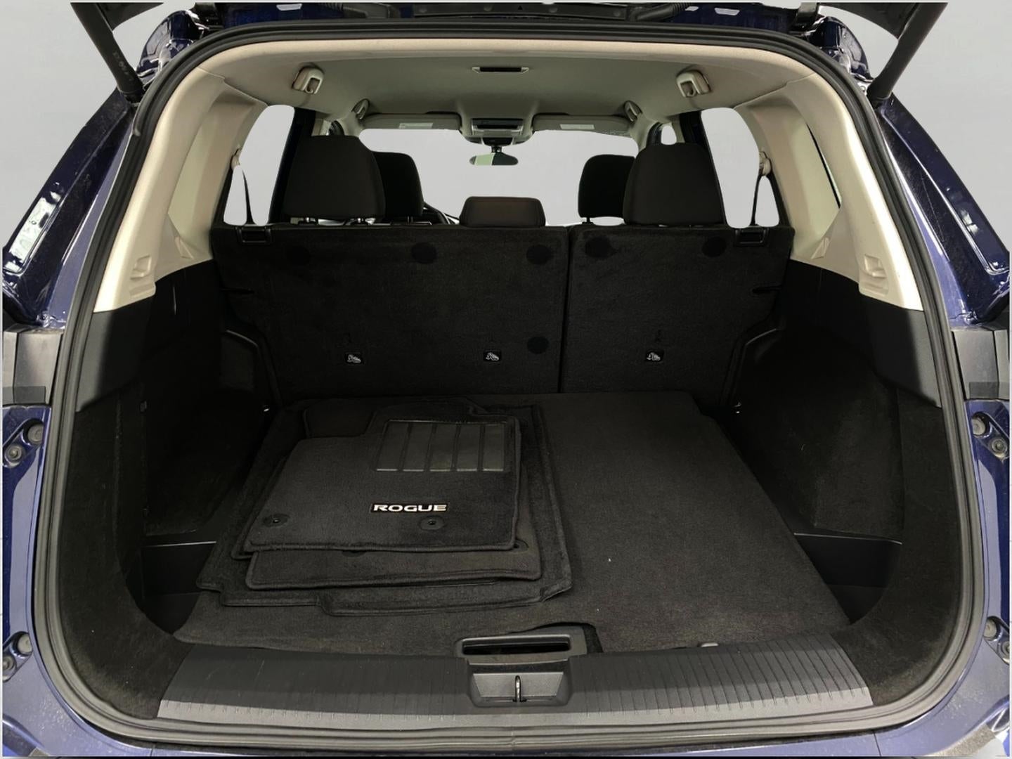 2025 Nissan Rogue AWD SV