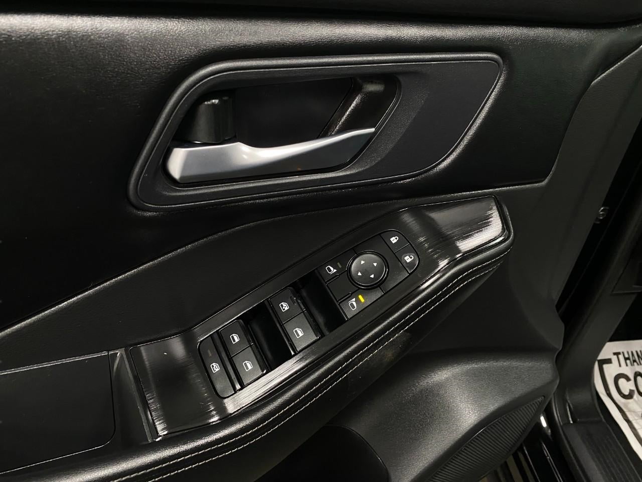 2025 Nissan Rogue AWD SV