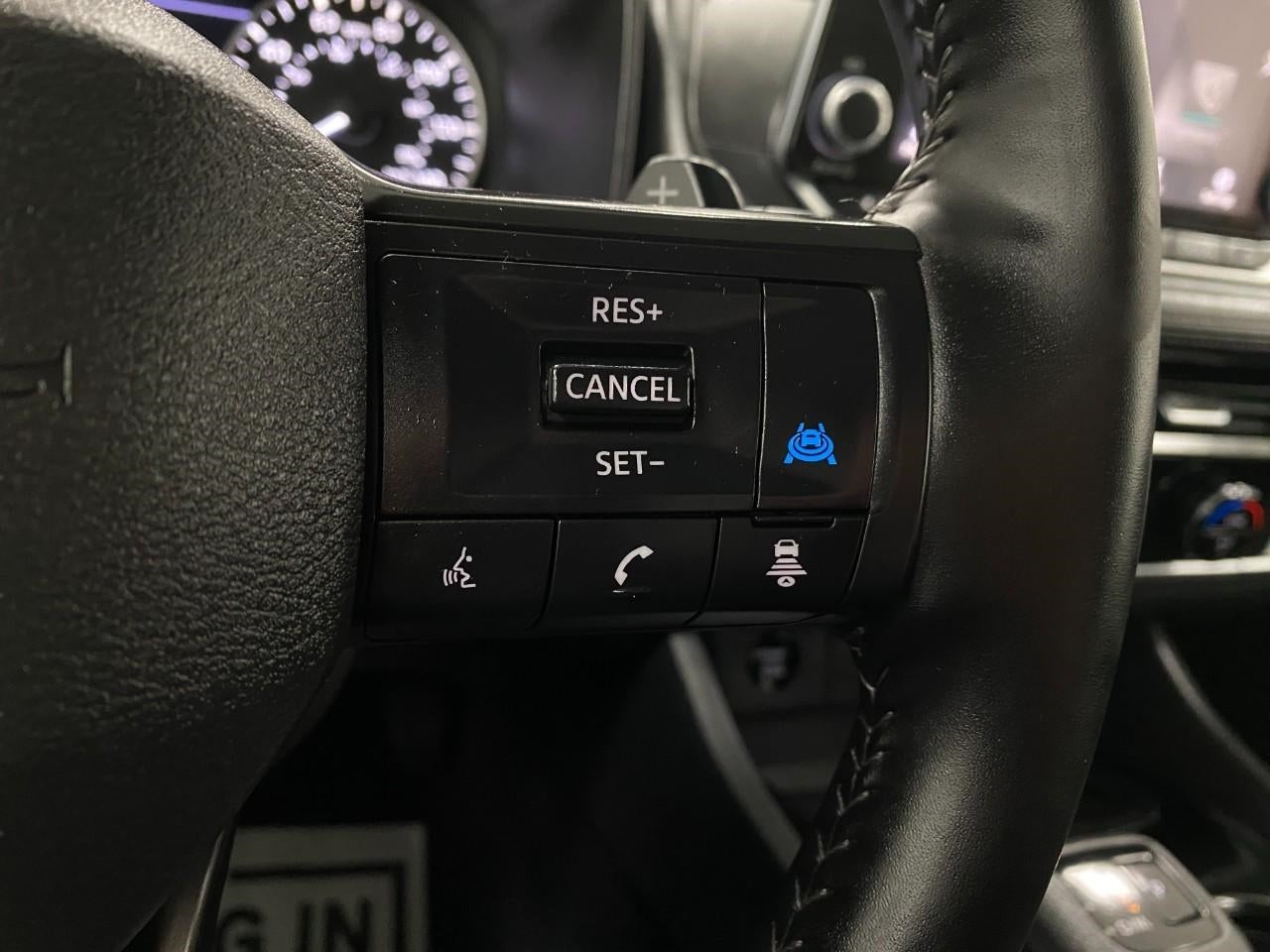 2025 Nissan Rogue AWD SV