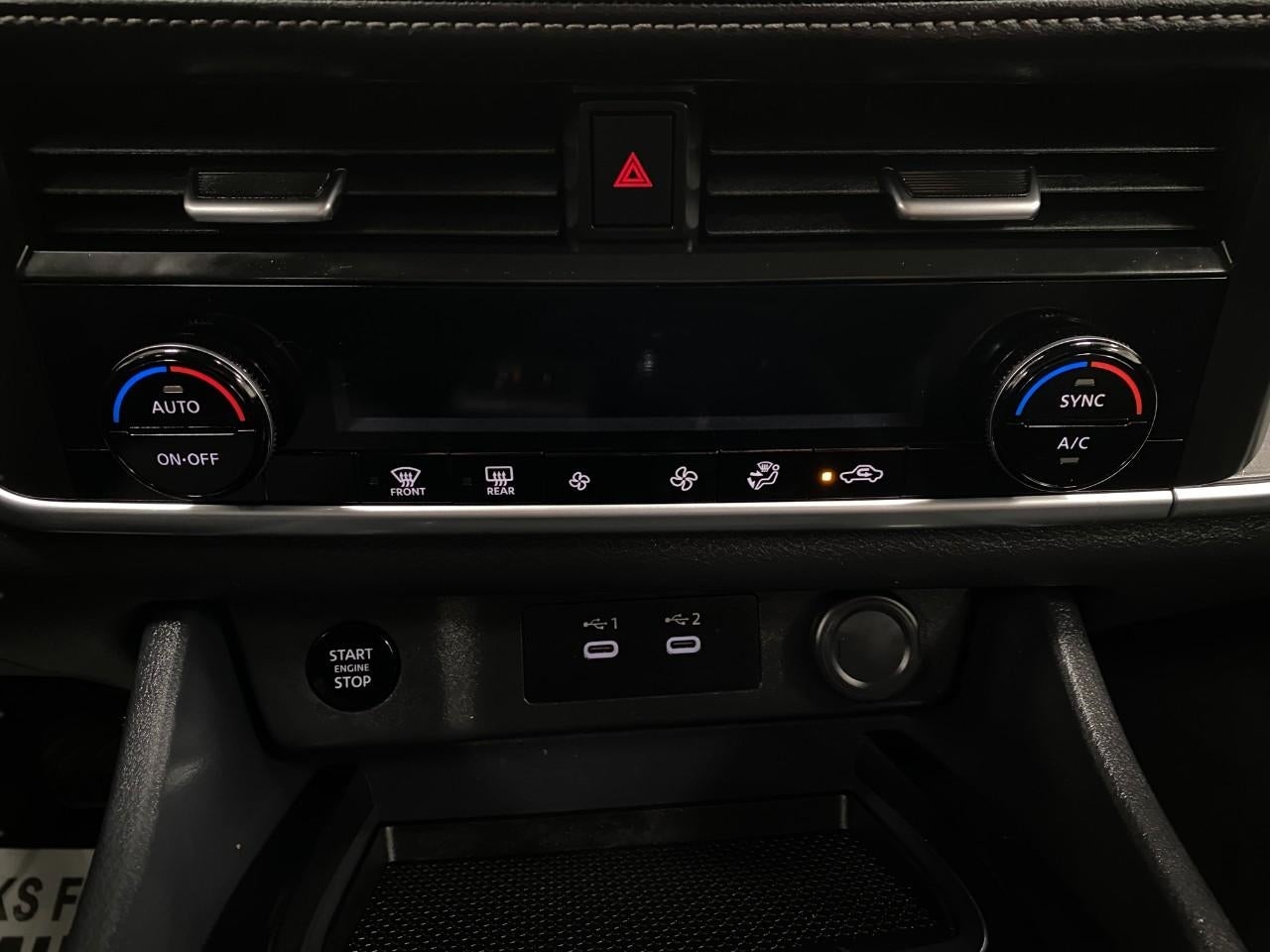 2025 Nissan Rogue AWD SV