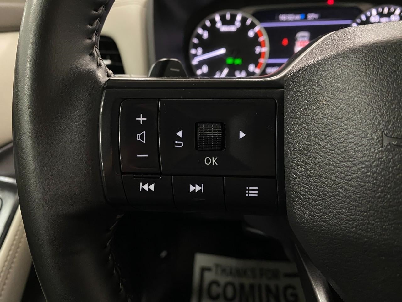 2025 Nissan Rogue AWD SV