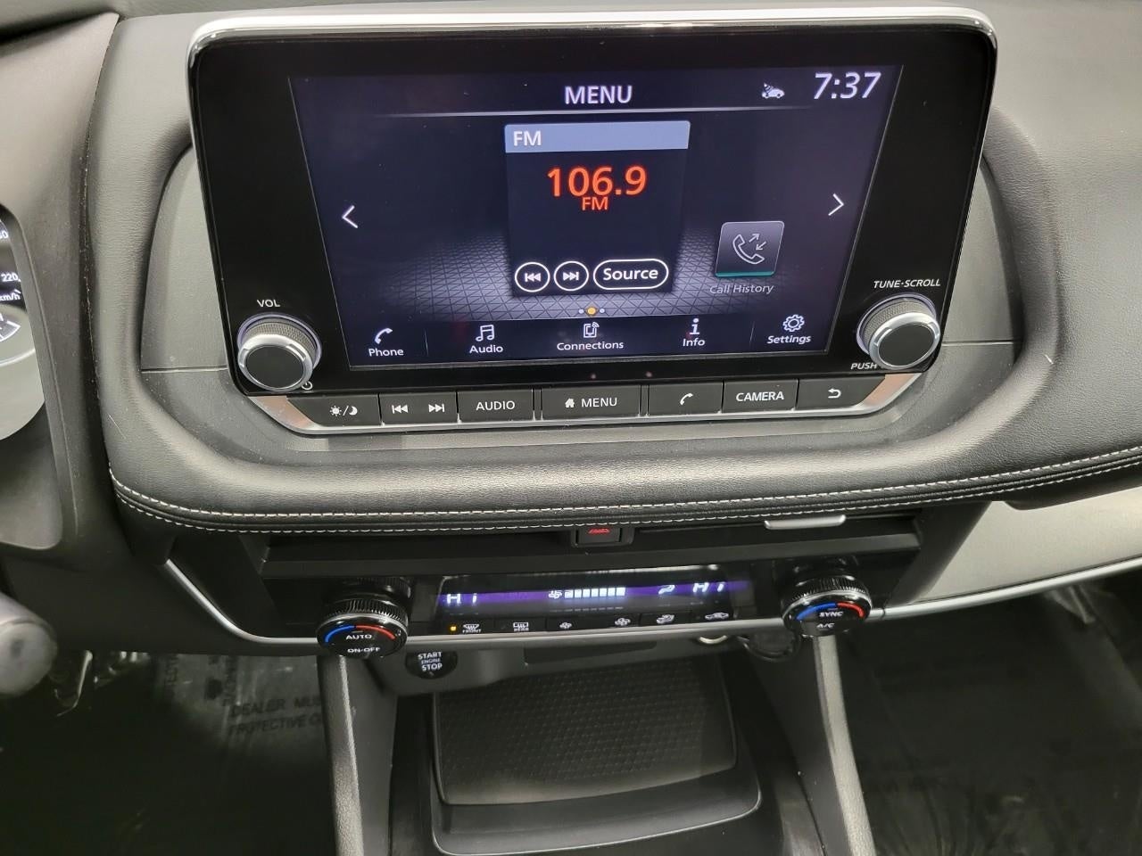 2025 Nissan Rogue AWD SV