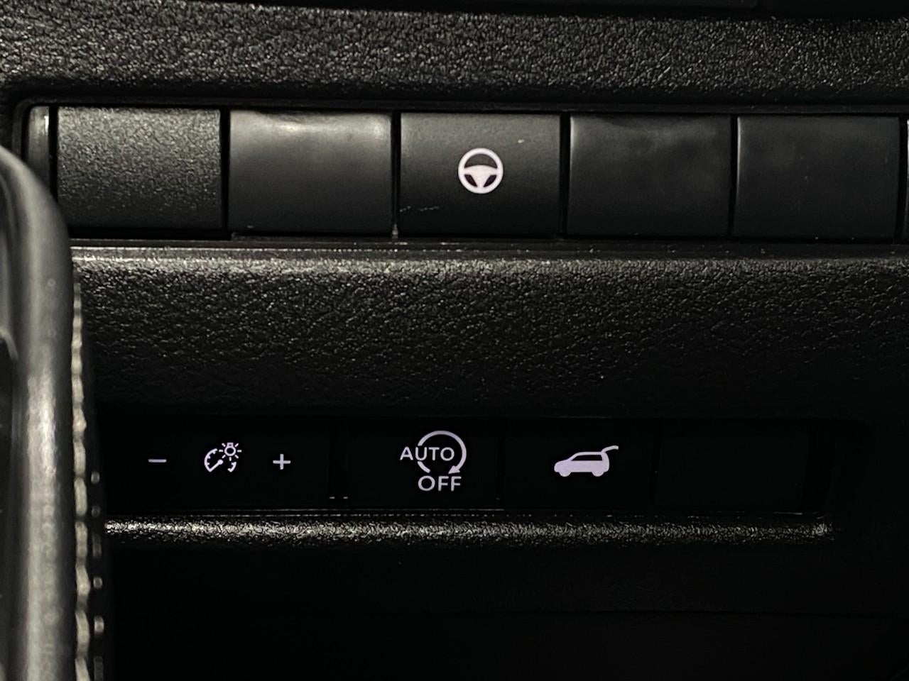 2025 Nissan Rogue AWD SV